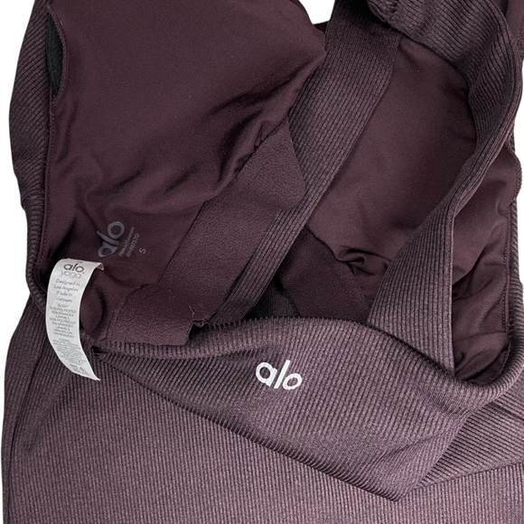 ALO Yoga Elevate Crossover Tank Dark Plum Size Small - Picture 9 of 10